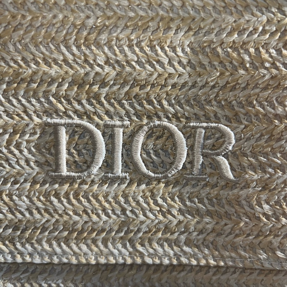 Dior Textured Beige Accessory - Picture 2 of 5